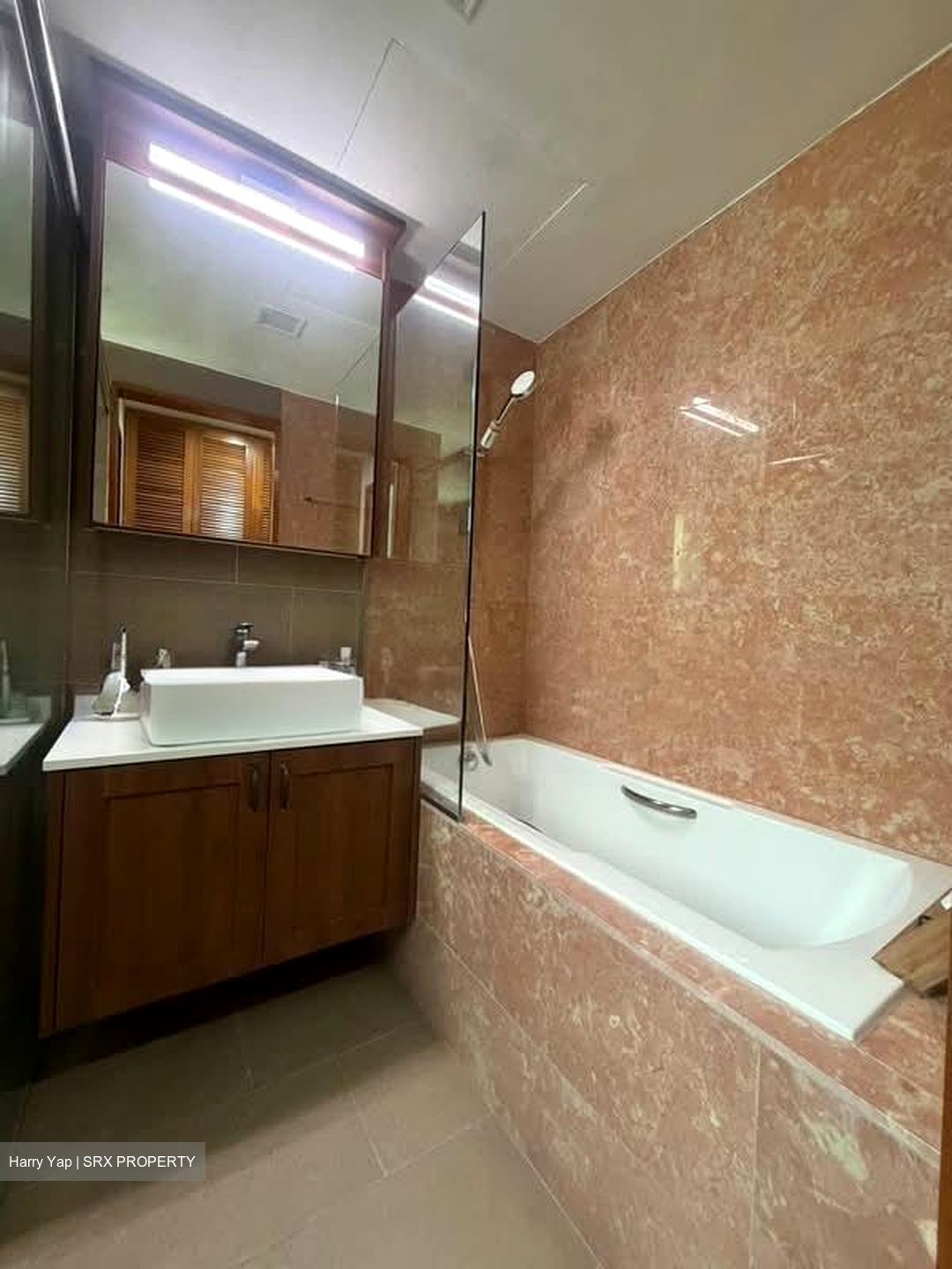 Landridge Condo (D5), Condominium #556201291